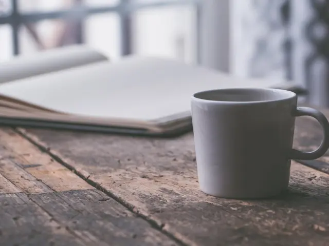 How To Build A Morning Routine That Actually Sticks: A Simple 2026 Blueprint